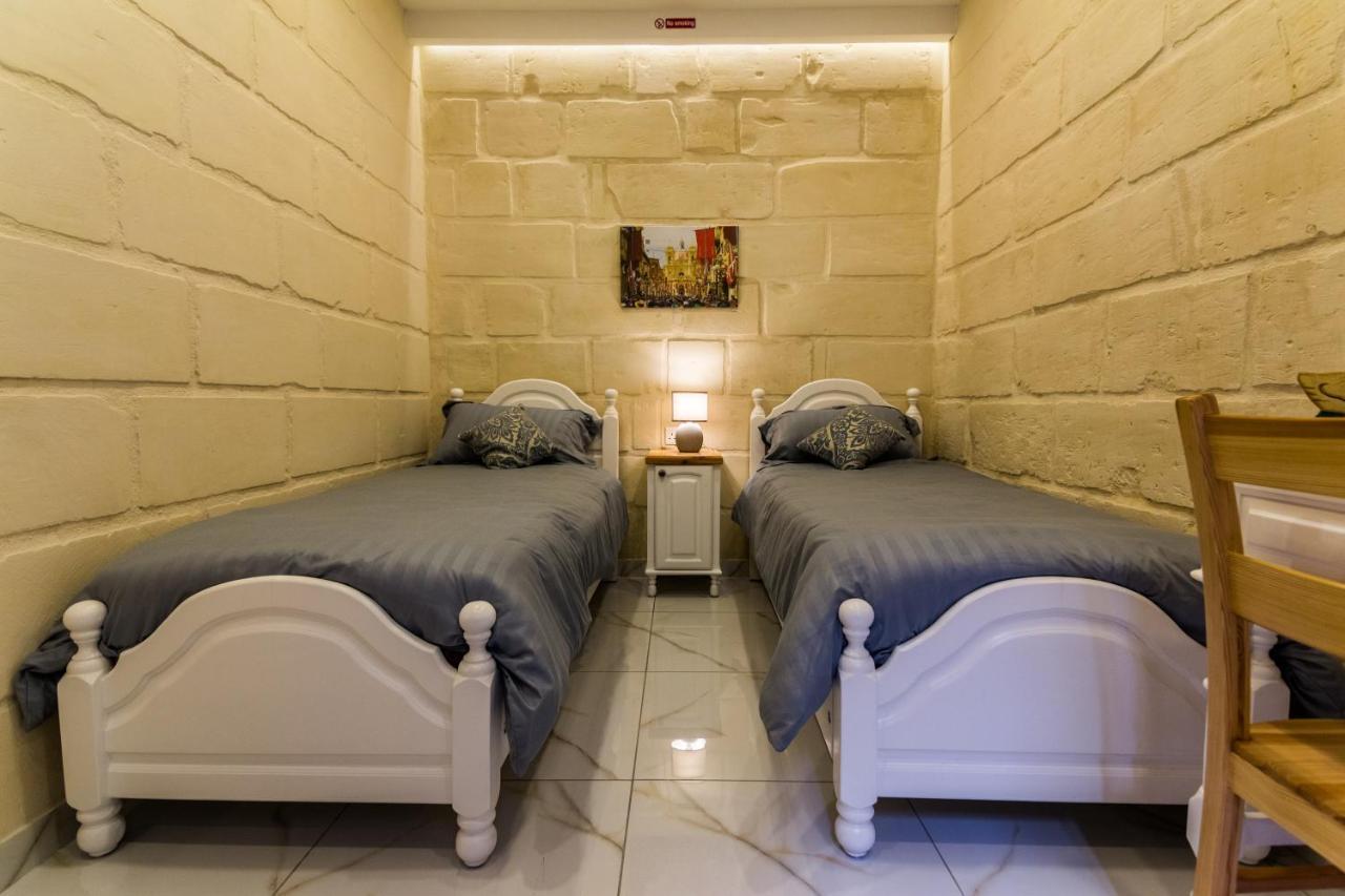 Ta' Gilard - Lovely Renovated Holiday Home Zabbar ภายนอก รูปภาพ