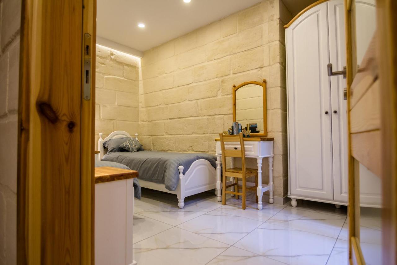 Ta' Gilard - Lovely Renovated Holiday Home Zabbar ภายนอก รูปภาพ